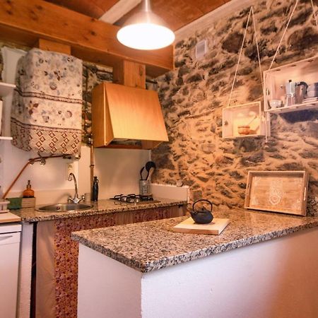 Apartamento duplex rural con chimenea y vistas panorámicas desde la cama Sant Marti Sacalm Exterior foto